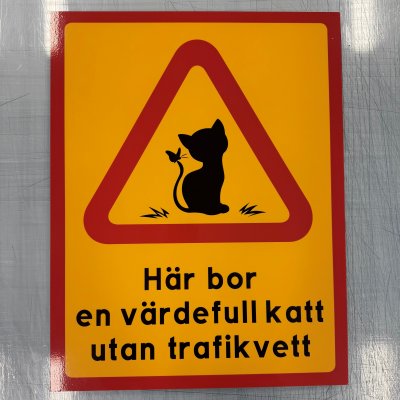 Fynd - Här bor en katt