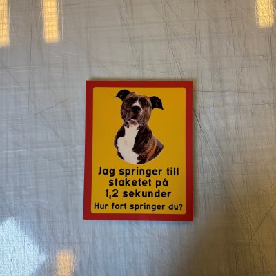 Fynd - Jag springer till staketet på 1,2 sek, Amstaff