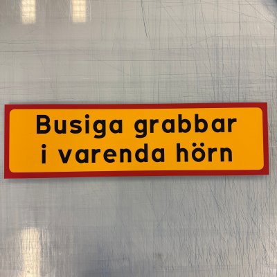 Fynd - Busiga grabbar i varenda hörn