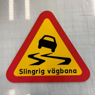 Fynd - Slingrig vägbana
