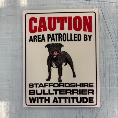 Fynd - Caution Staffordshire bullterrier